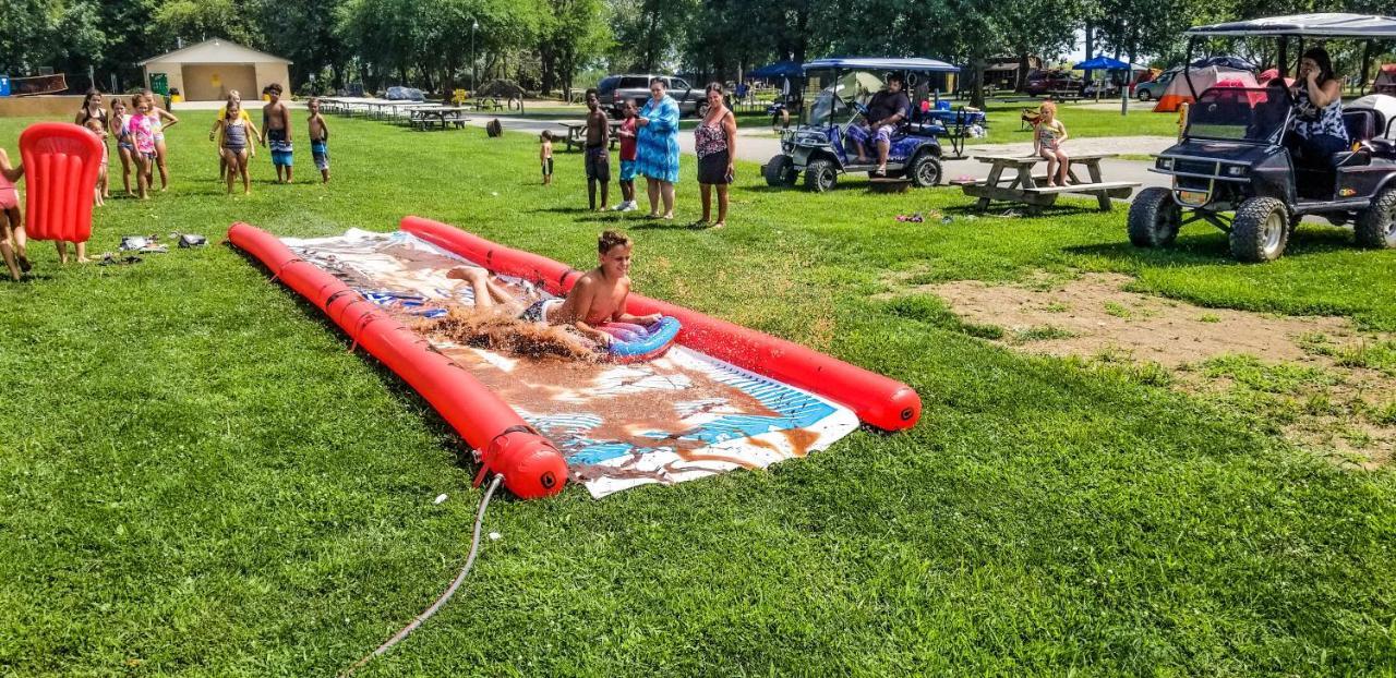 Sandusky Koa Holiday Campground Hotel Kültér fotó