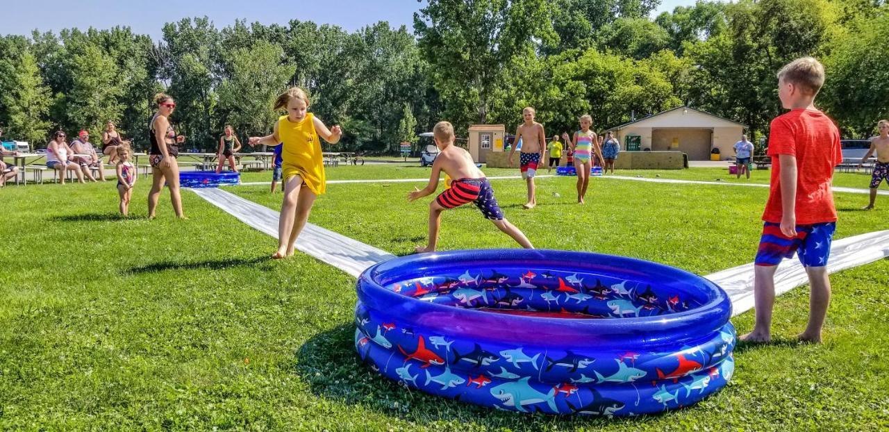 Sandusky Koa Holiday Campground Hotel Kültér fotó