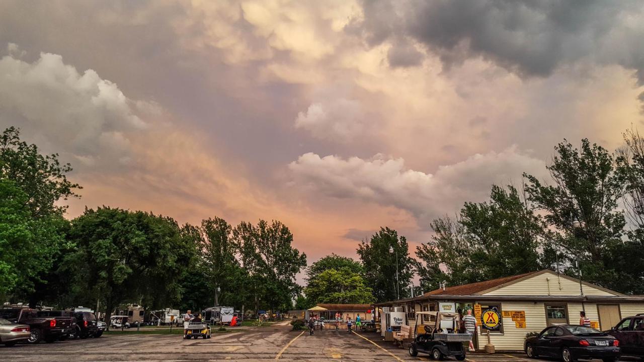 Sandusky Koa Holiday Campground Hotel Kültér fotó
